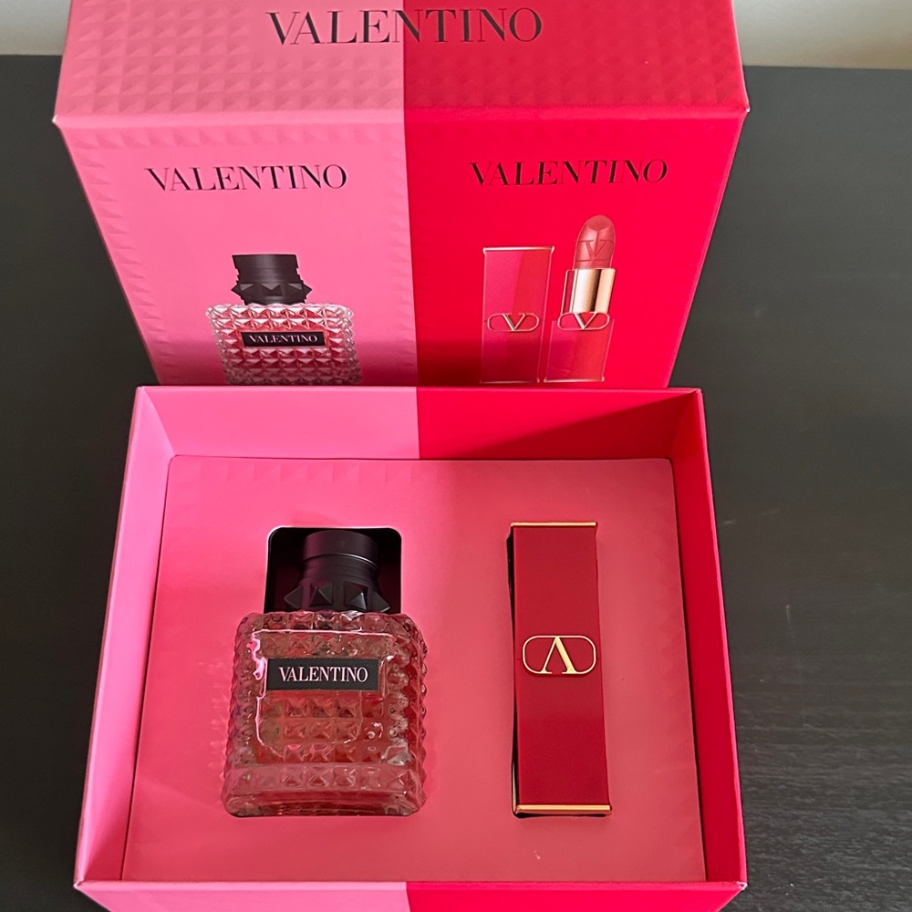 Mini Donna Born in Roma Perfume & Rosso Lipstick Set